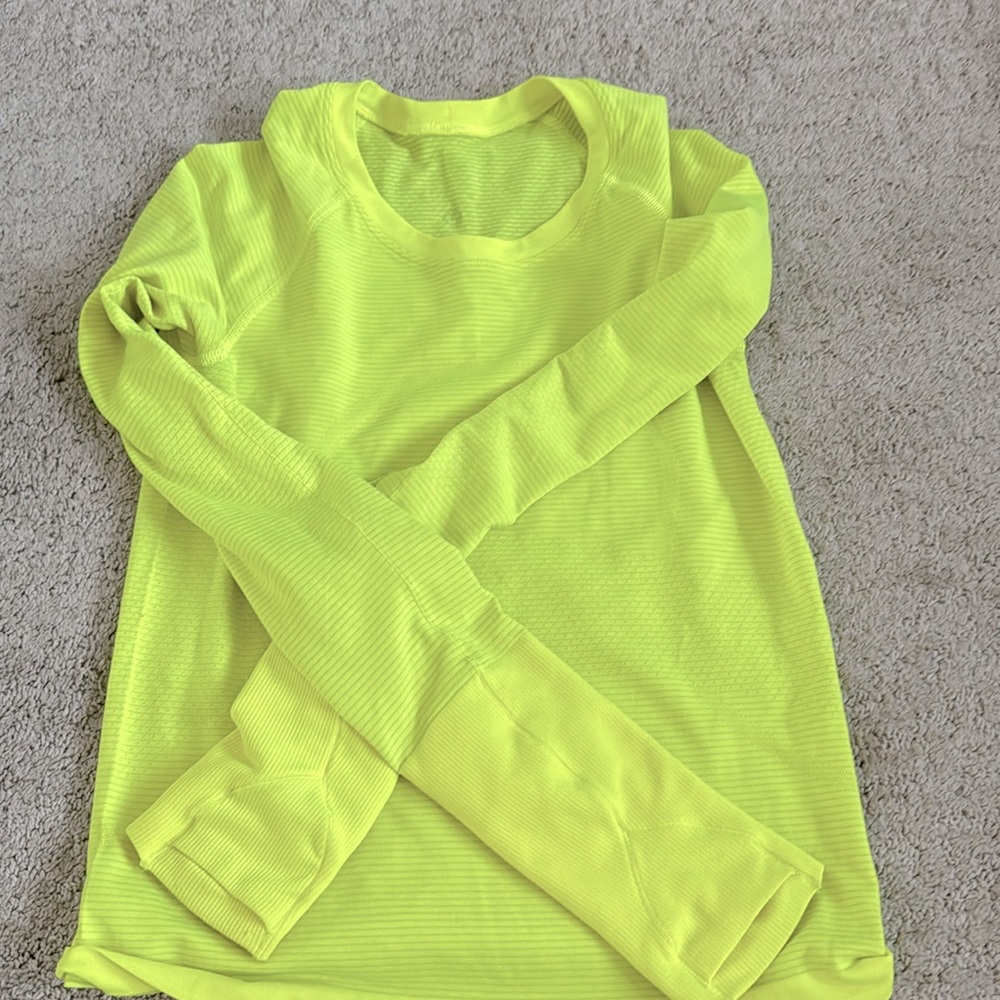 Lululemon highlighter yellow swiftly